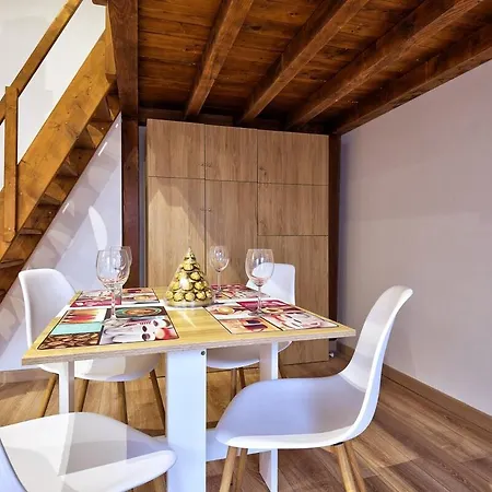 Le Dhalia Proche Centre Et Place Stan